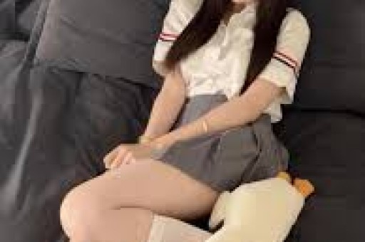 克洛维克拉与沃啊·薇姬绯闻曝光：新恋情还是炒作？