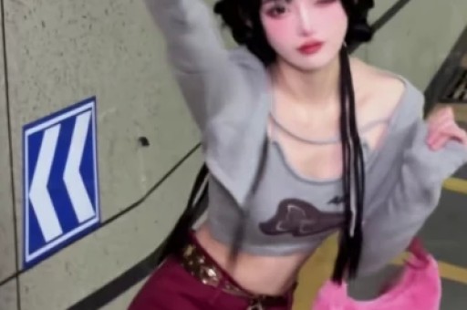 陪玩陪睡仅冰山一角！继关晓彤“遭殃”后千万网红再曝娱圈猛料